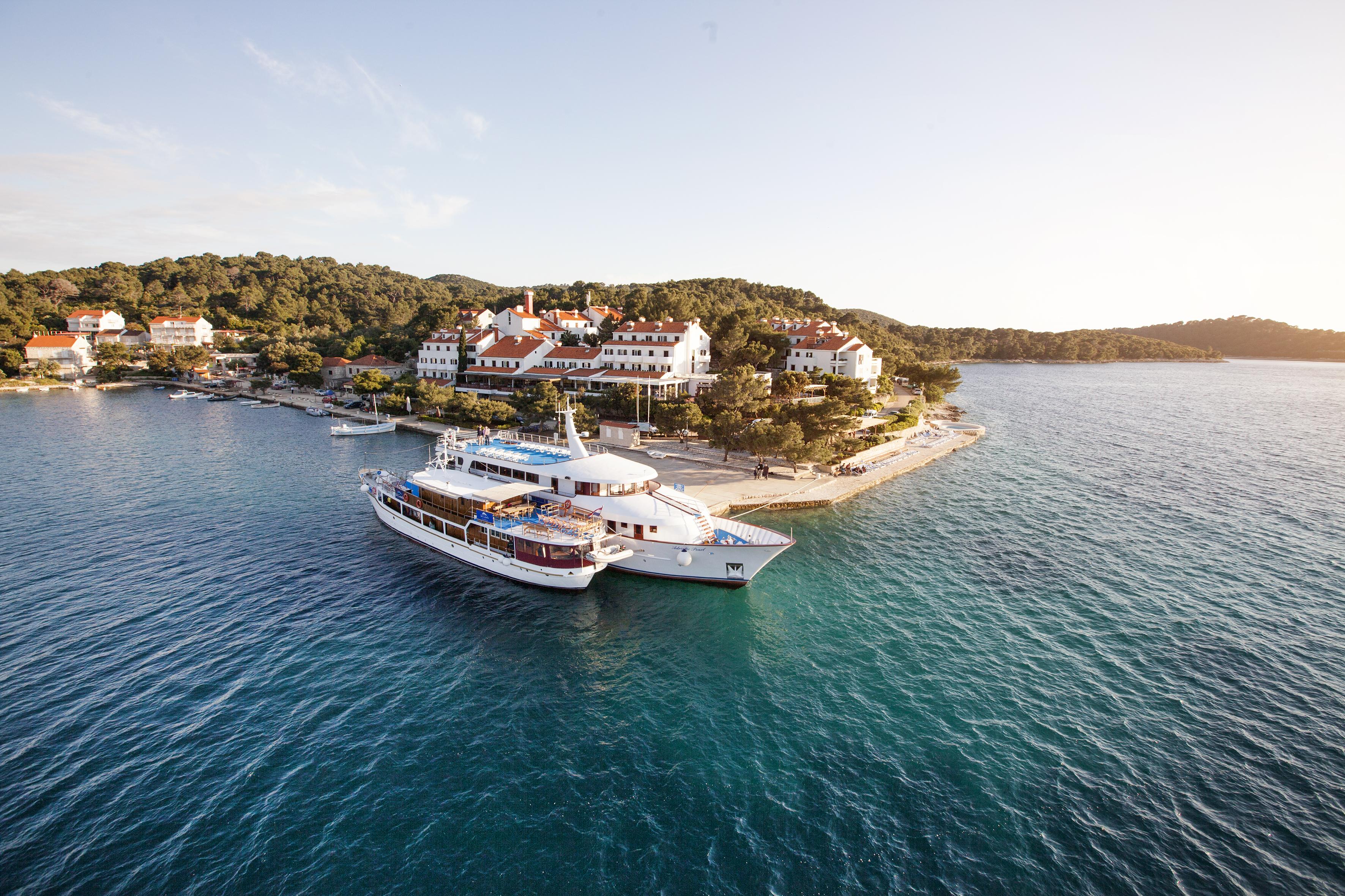 Hotel Odisej Govedari Exterior photo